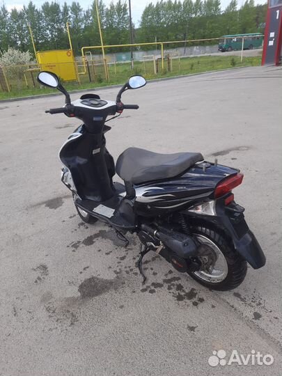 Скутер bt49qt-12e