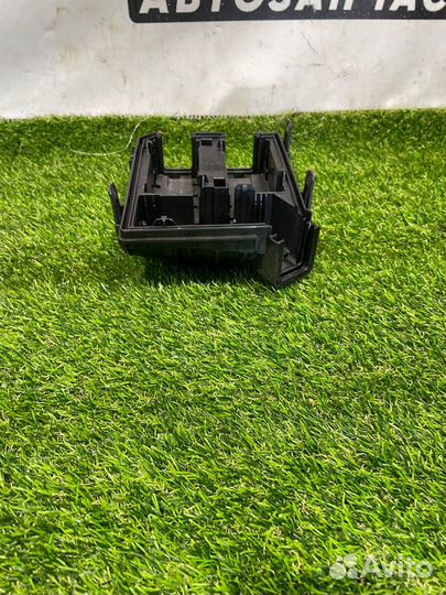 Полка аккумулятора Buick Encore GX 2023 42677164