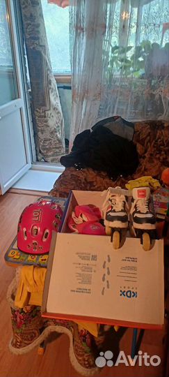 Продам детские ролики.р32 с экипировкой