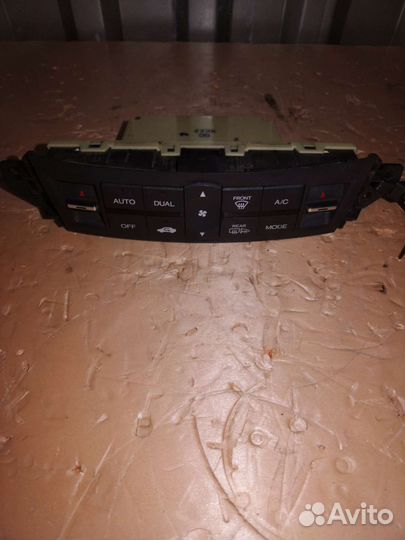 Блок управления климат-контролем Honda Accord 8