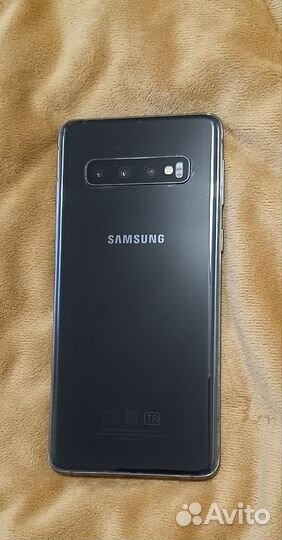 Samsung Galaxy S10, 8/128 ГБ