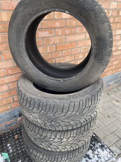 Gislaved NordFrost 100 235/55 R17 103T