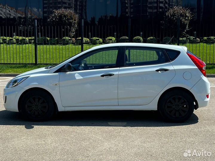 Hyundai Solaris 1.4 AT, 2013, 143 000 км