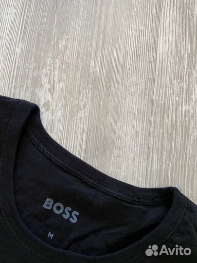 Лонгслив Hugo Boss (M) оригинал новый