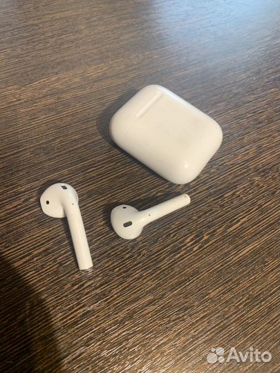 Apple airpods 2