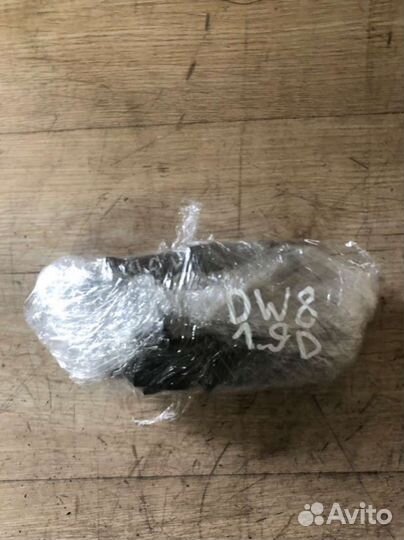 Форсунка peugeot 206 1 1.98 nn