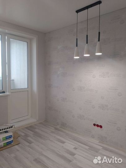 Поклейка обоев