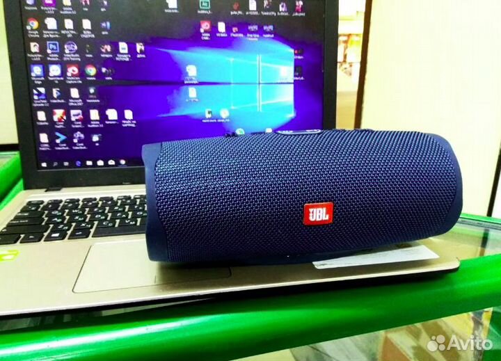 Колонка JBL