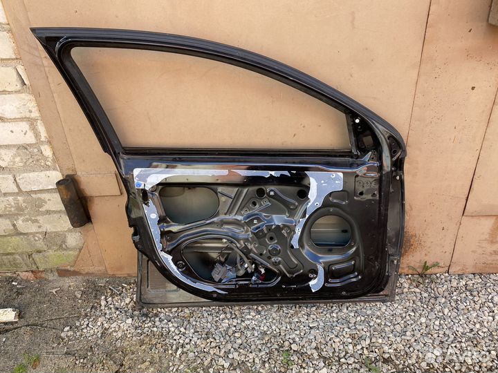 Дверь передняя левая Opel Vectra C