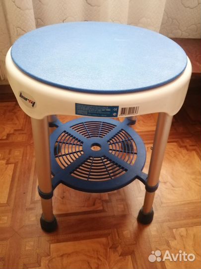 Стул для ванны и душа