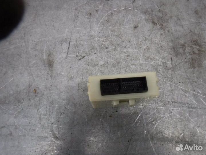 Блок электронный Honda Civic D16V 2003