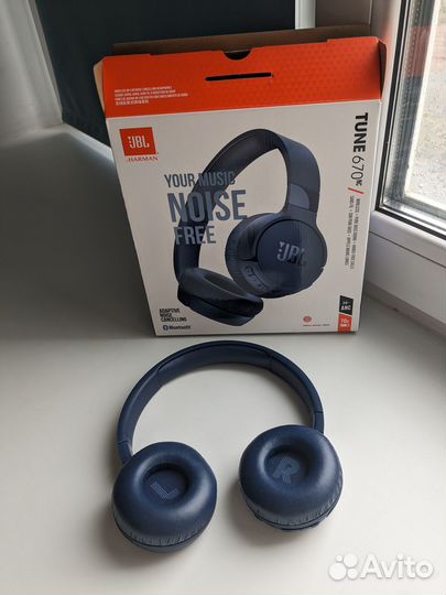 Беспроводные наушники JBL Tune 670NC Blue