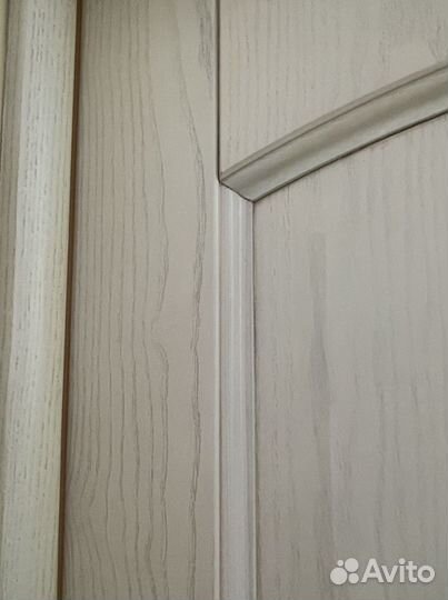 Дверь межкомнатная массив дерева