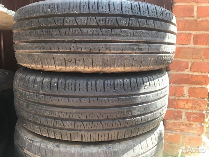 Pirelli Scorpion 215/60 R17