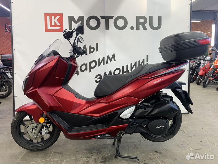 Максискутер VMC PCX 200 (венто)