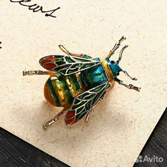 Винтажные броши в виде шмеля и пчёлки