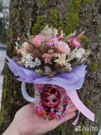 Букет из сухоцветов в кружке. Подарок на 8 марта