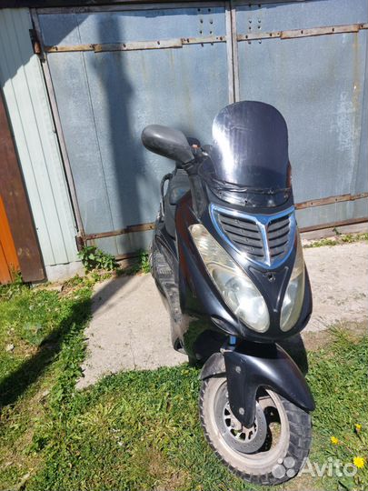 Скутер Victori 50cc