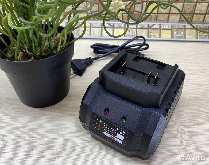 Зарядное устройство 2А для аккумуляторов deko 20В