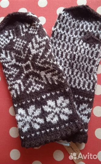 Варежки вязаные ручной работы