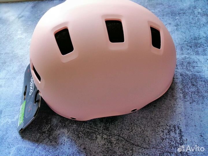 Шлем для занятий спортом детский