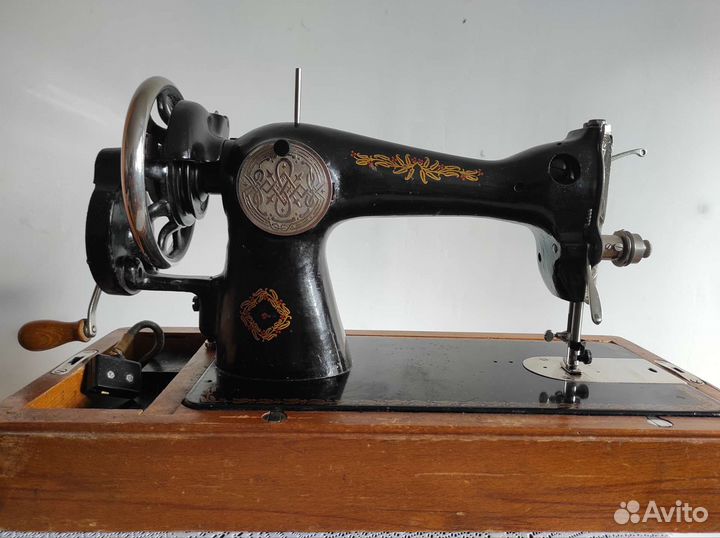 Швейная машинка