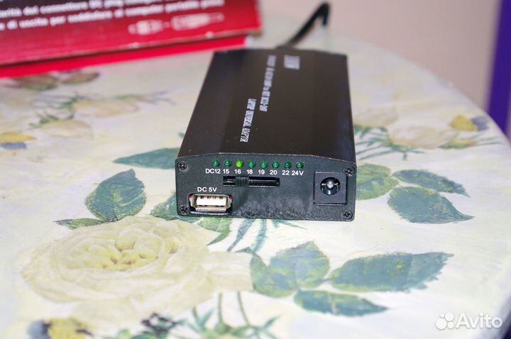 Универсальний блок питания, зарядка - 12. 24 в