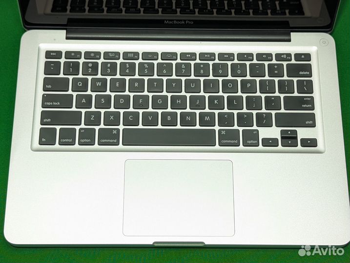 MacBook Pro 13 (2012), 120 гб, Core i5, 2.5 ггц, R