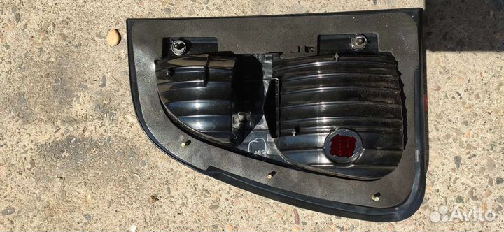 Задний фонарь Land Cruiser 100