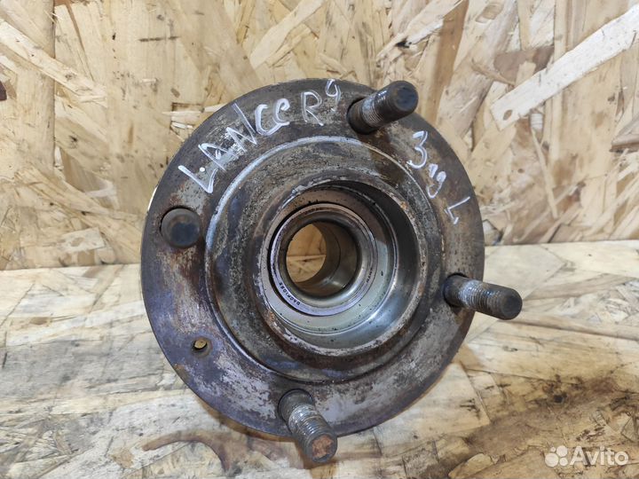 Ступица задняя Mitsubishi Lancer 9