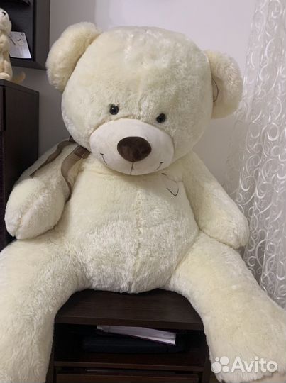 Большие плюшевые медведи на 8 марта