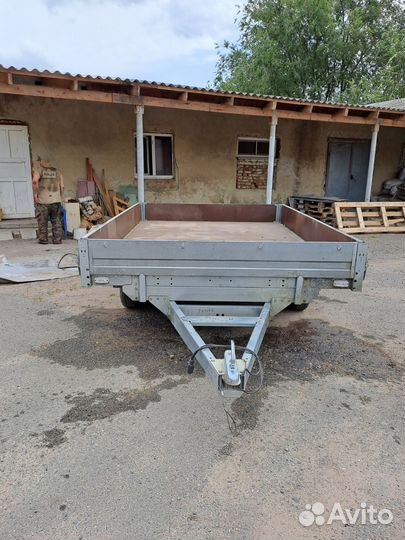 Прицеп легковой