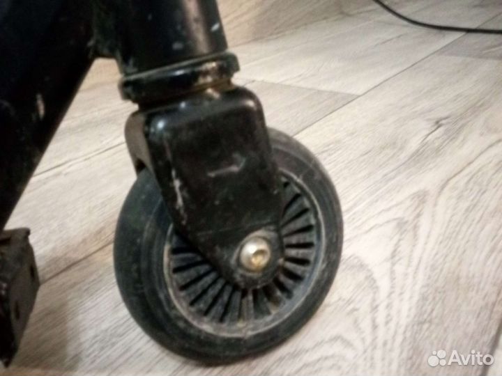 Продаю самокат