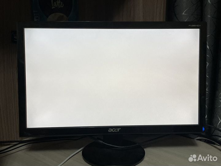 Монитор Acer P196HQV