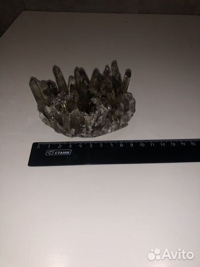 Камень Раухтопаз