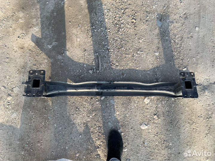 Усилитель заднего бампера vw tiguan