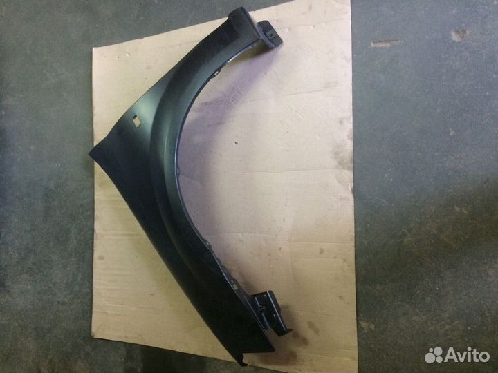 Крыло левое переднее Renault Logan 2004-2013