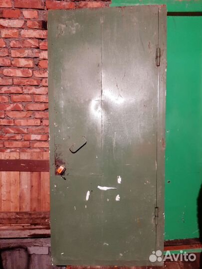 Дверь металлическая
