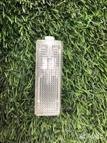 Подсветка двери Bmw 5 F11 N52B25 2011