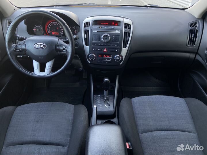 Kia Ceed 1.6 AT, 2010, 141 743 км