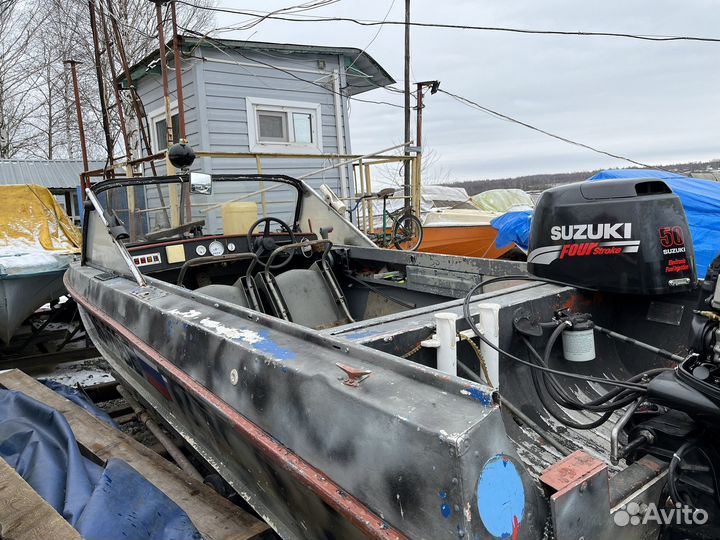 Лодка с мотором Suzuki 50