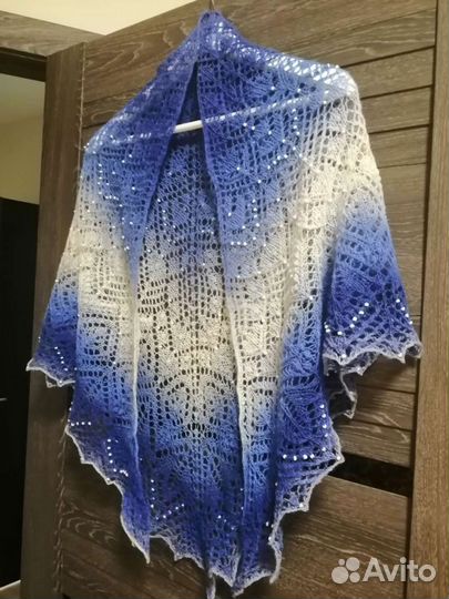 Бактус, треугольный платок, шаль