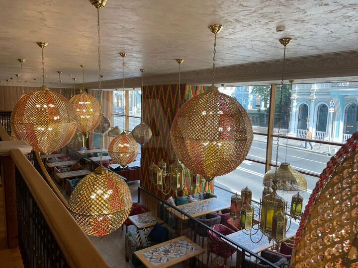 Полностью оборудованный общепит, 735 м²