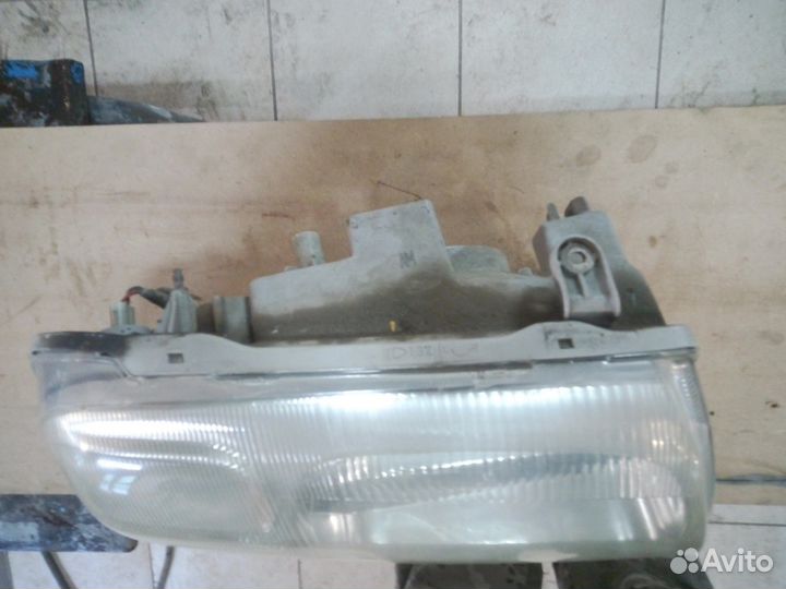 Фара передняя правая Сузуки grand Витара