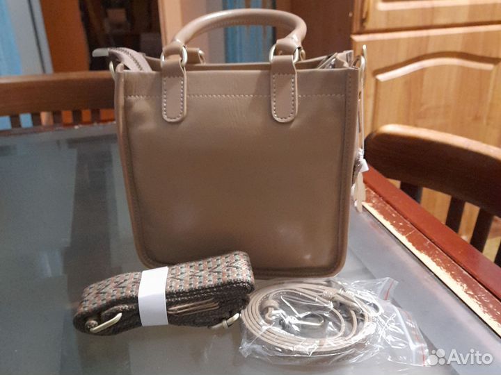 Сумка кожаная маленькая новая два цвета