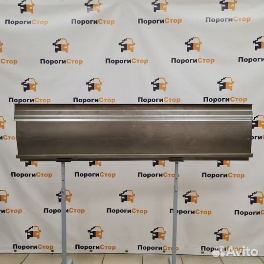 Пенка пассажирской двери VW Crafter maxi