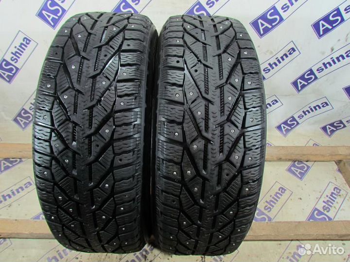 Kormoran SUV Stud 215/65 R16 99G