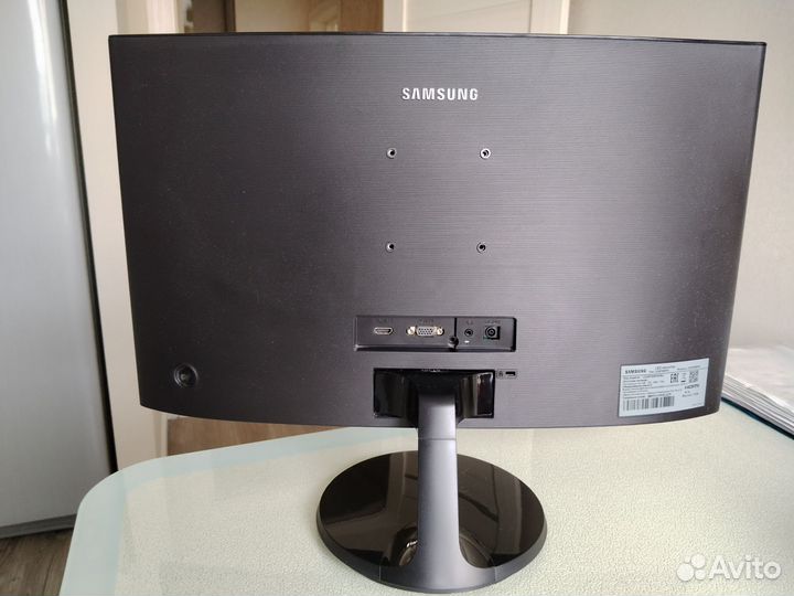 Игровой монитор изогнутый