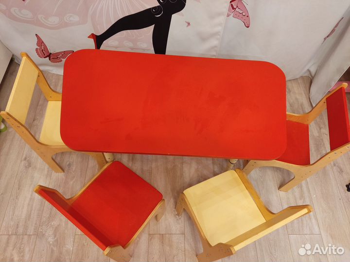 Детский растущий столик и стулья комплект