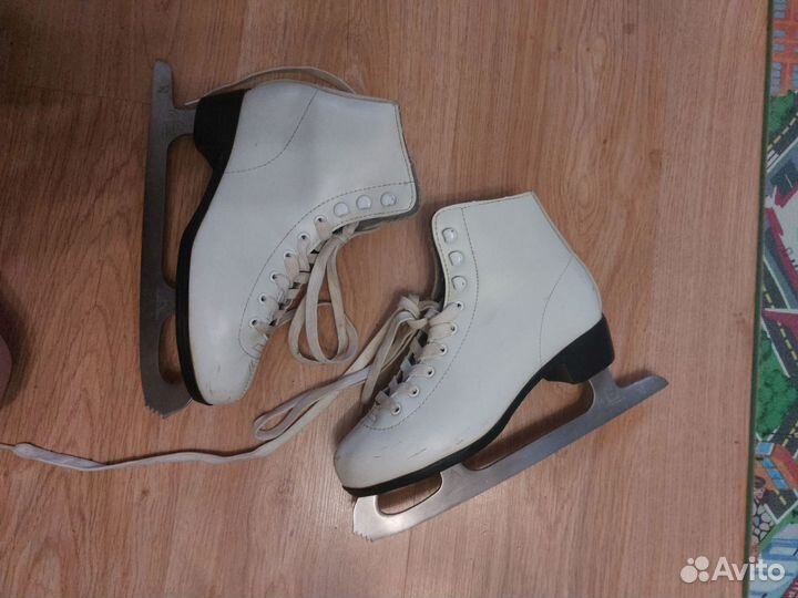 Коньки фигурные 37 размер